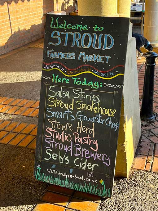 A-Saturday-in-Stroud-1