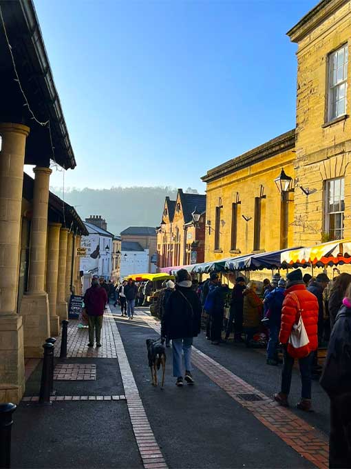 A-Saturday-in-Stroud-2